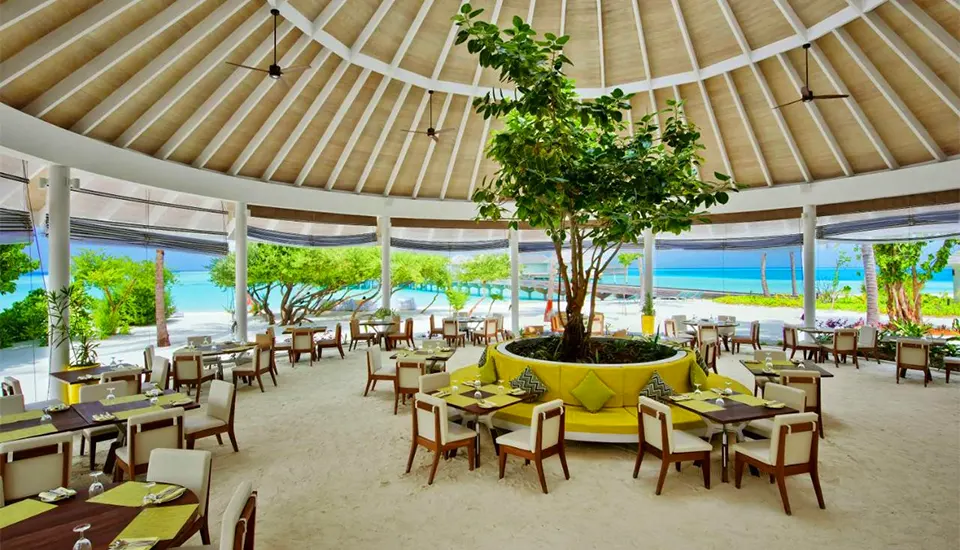 هتل کاندیمای مالدیو